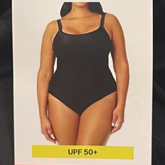 Hurley Women’s UPF 50+ Black One Piece Swimsuit XXL NWT Beach Travel Spring - Picture 11 of 11